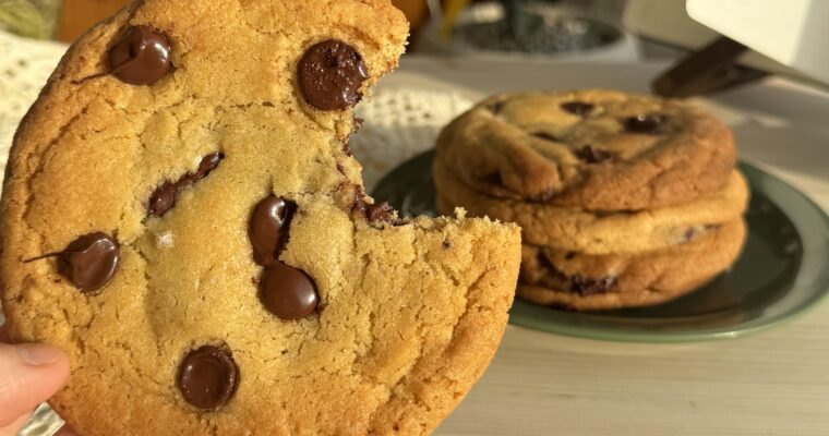 The Ultimate Valrohna Chocolate Chip Cookies